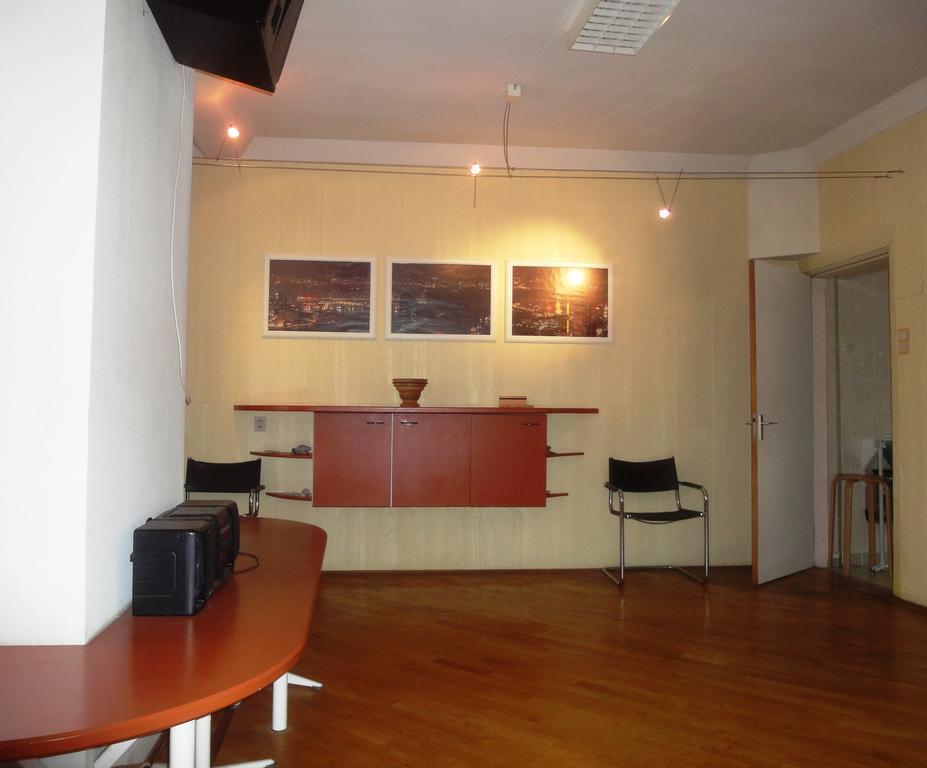 Frank'S Backpackers Hostel Helmond Luaran gambar